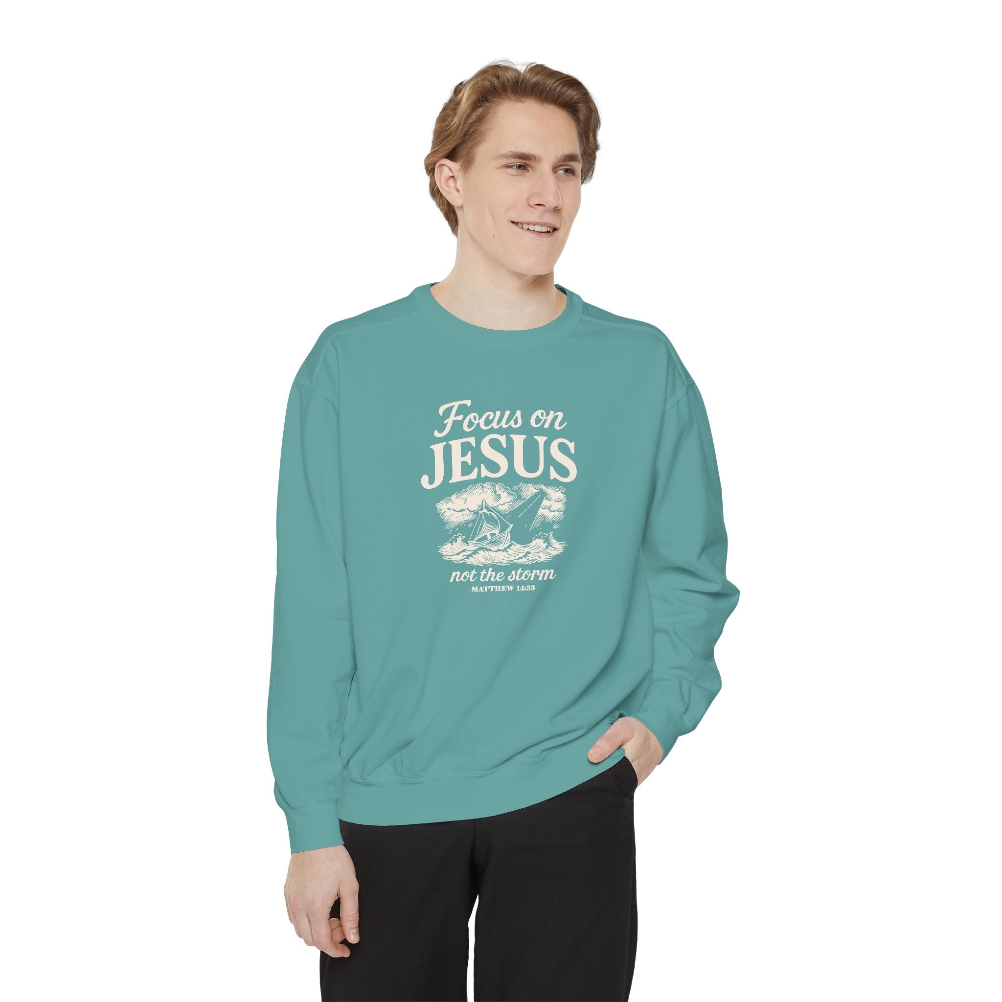 Focus on Jesus – Cozy Christian Faith Sweatshirt